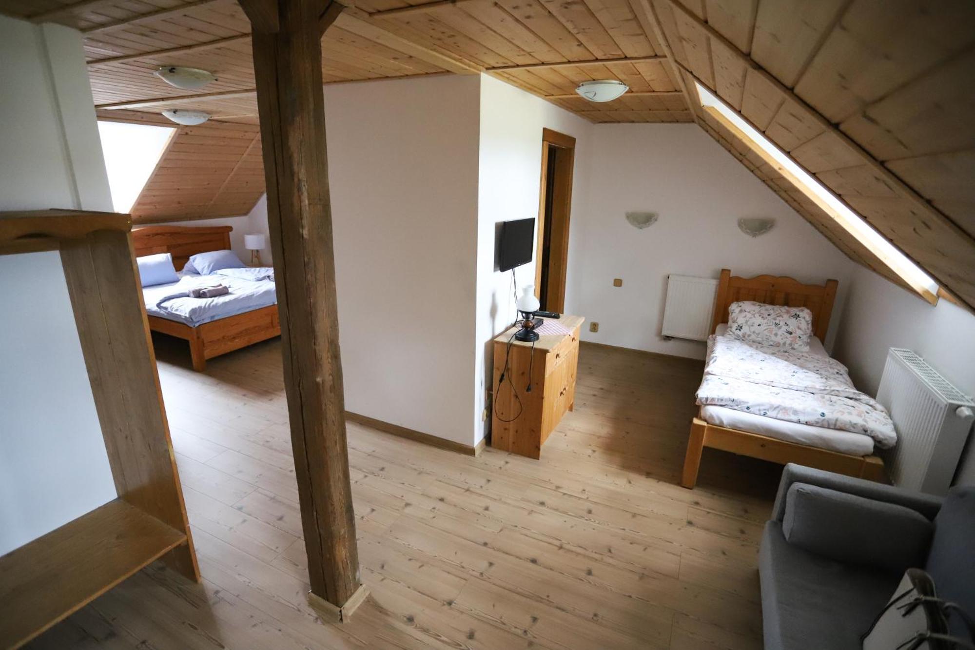 Penzion Na Gruntu Lipná Kamer foto
